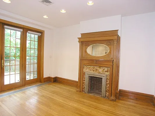 Rented by Townsley & Gay, LLC | media 8