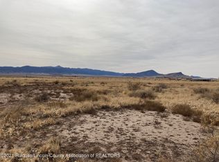 109 Carbide Ln, Carrizozo, NM 88301