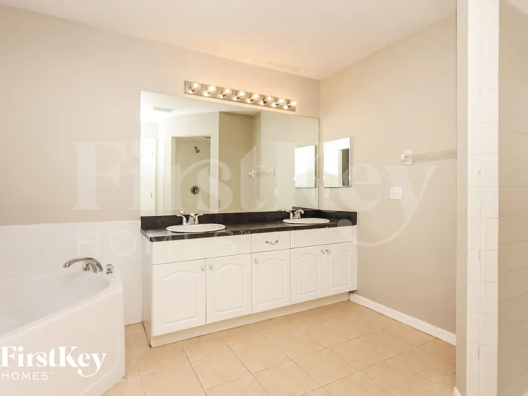 3807 25th St SW — Photo 13