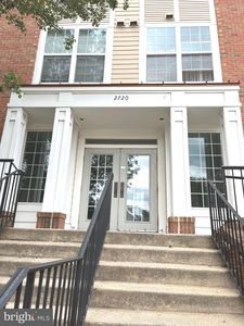 2720 Bellforest Ct APT 201, Vienna, VA, 22180