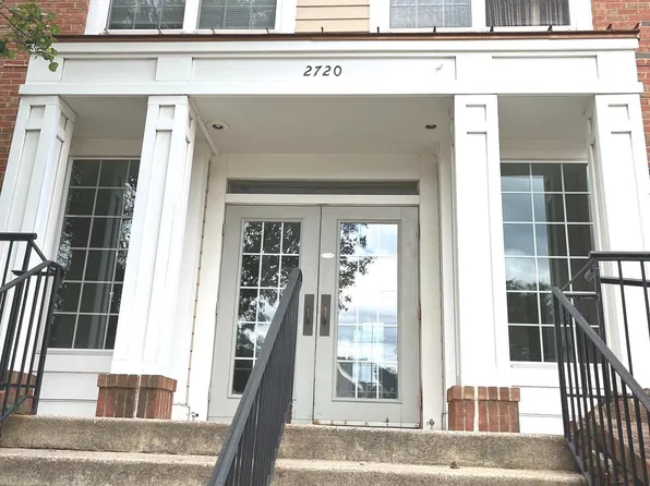 2720 Bellforest Ct APT 201, Vienna, VA 22180