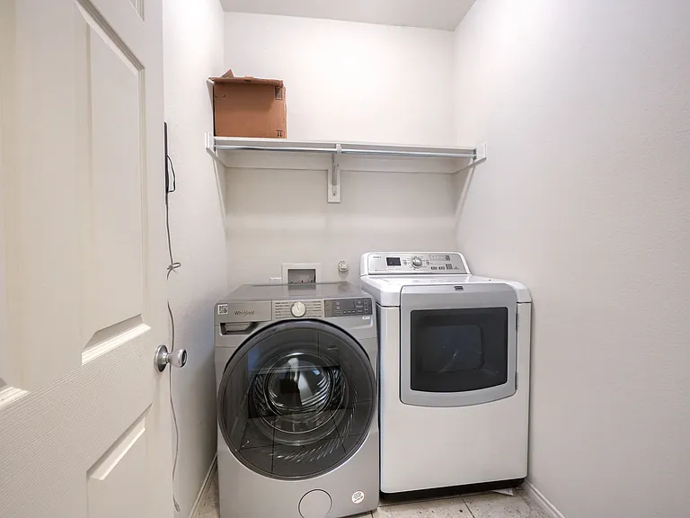 616 Smokebrush St — Photo 31