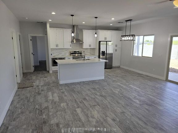 2nd image of 4122 E Red Bird Ln