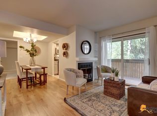 7558 Foxridge Way #H, Anchorage, AK 99518