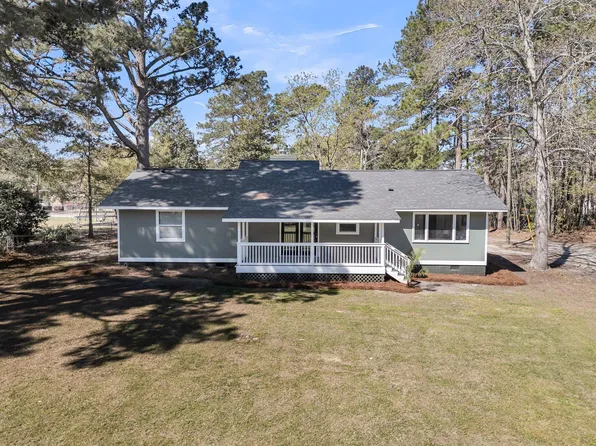 212 Lake Moultrie Dr, Bonneau, SC 29431