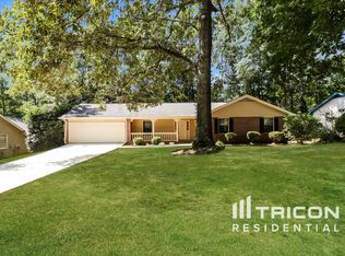 611 Greenview Ave SE, Conyers, GA 30094