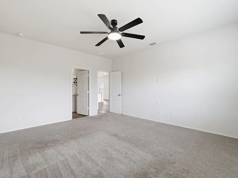 4023 Basil Mdw — Photo 13