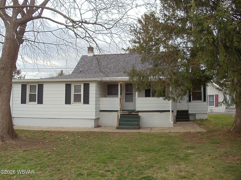 Listing photo 3