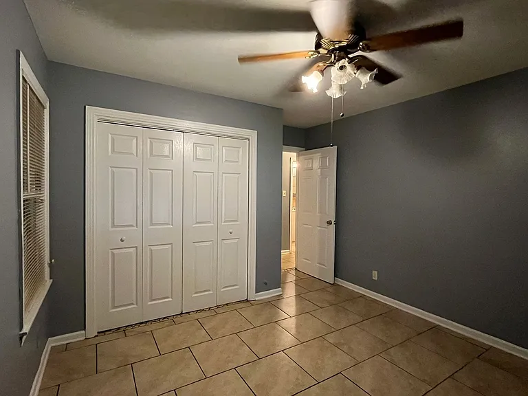 4213 Lowman St — Photo 9