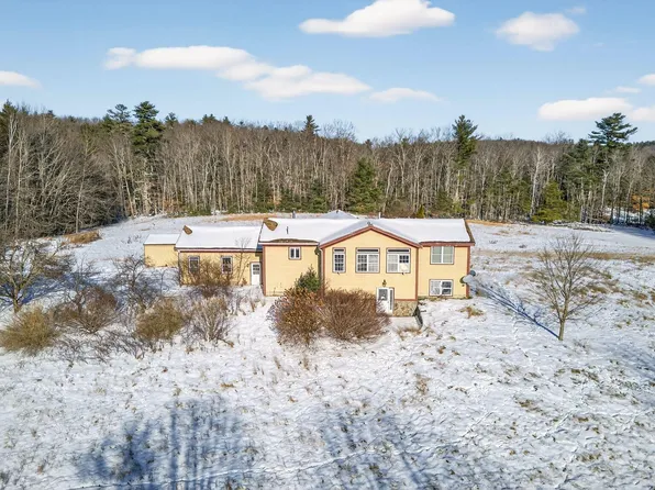 128 Pinewoods Road, Lewiston, ME 04240