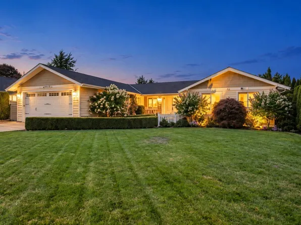 26973 33rd Ave, Langley, BC V4W 3G5