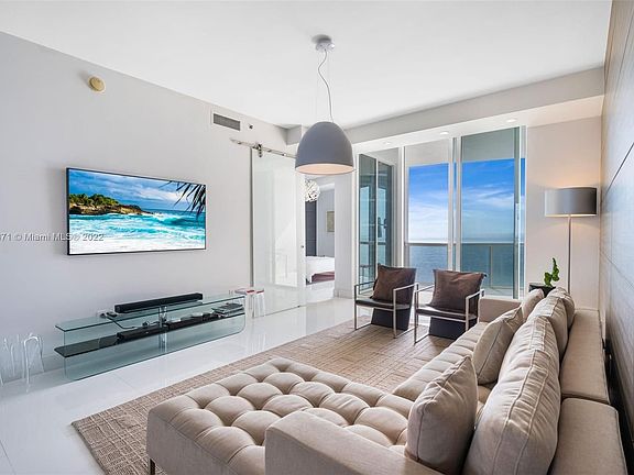 3rd image of 15811 Collins Ave APT 2006