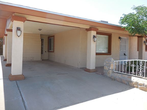 3rd image of 1127 Del Norte St
