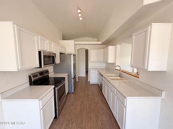 2nd image of 9103 N Palm Brook Dr