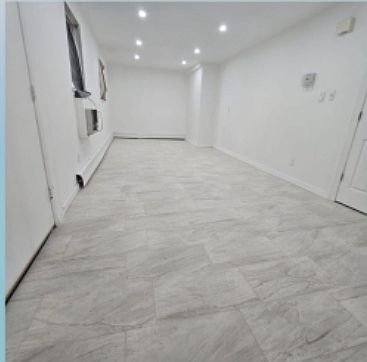 2nd image of 1278 E 70th St APT 1