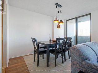 200 Lafontaine Ave, Ottawa, ON K1L8K8