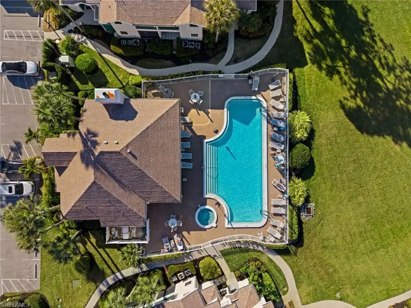 71 Emerald Woods DR #F2, NAPLES, FL 34108