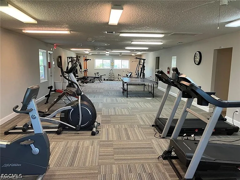 4295 Island Cir #2 — Photo 38