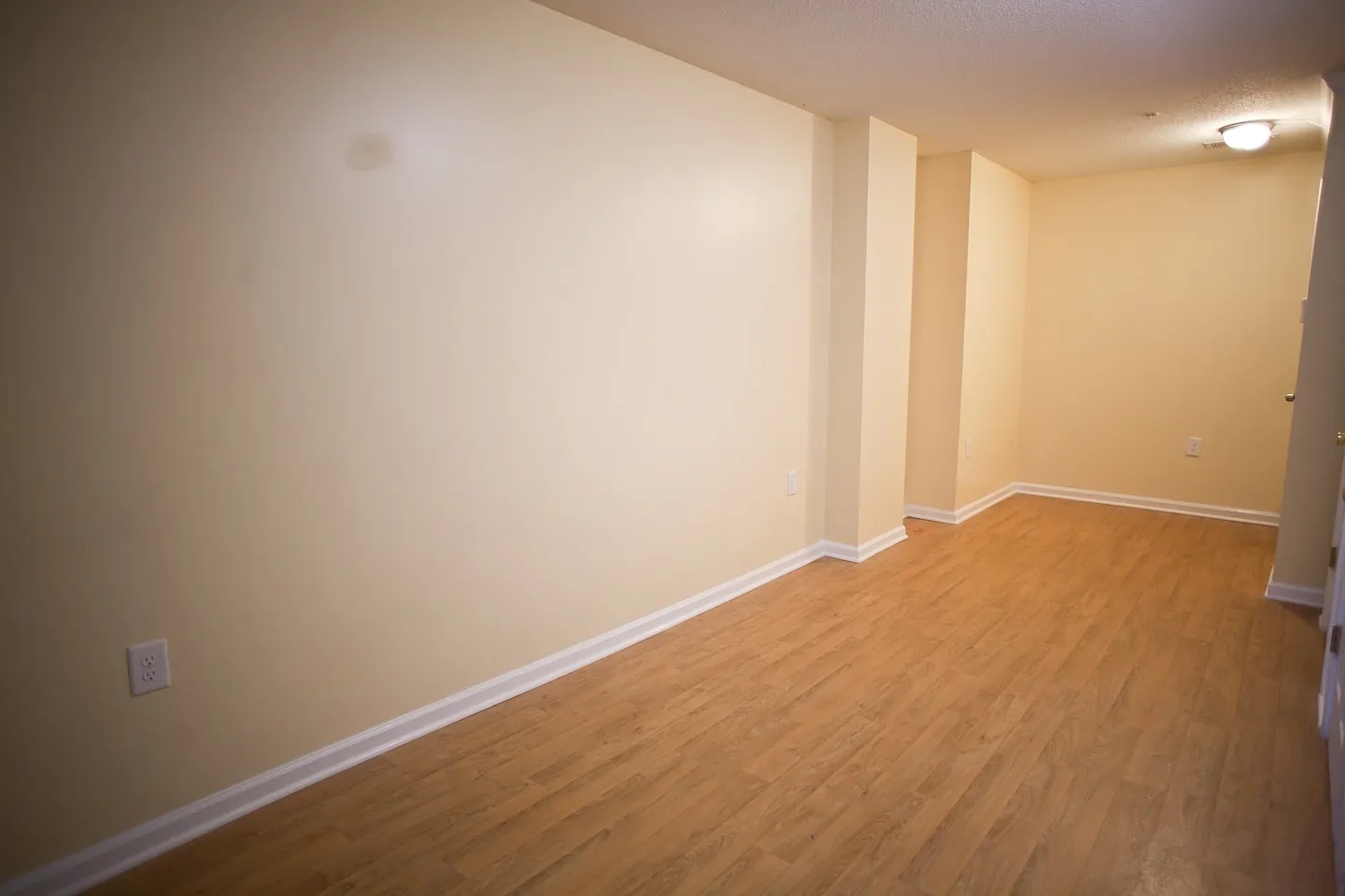 110 S Roberson St — Photo 4