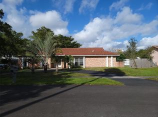 1951 SW 75th Ave, Fort Lauderdale, FL 33317