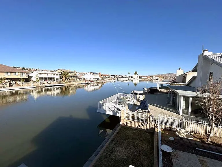 18188 Pier Dr #2 — Photo 6
