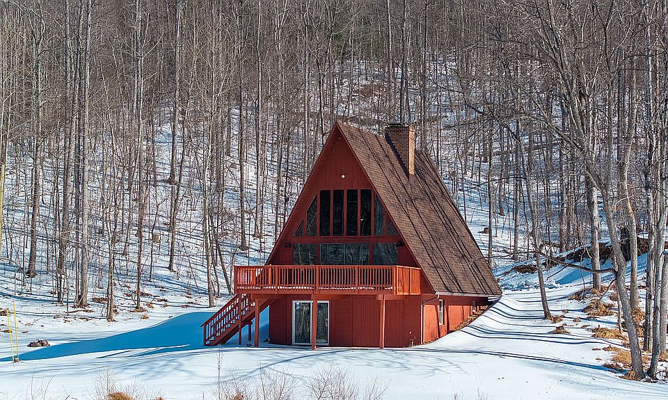 1st image of 225 Opus Ln