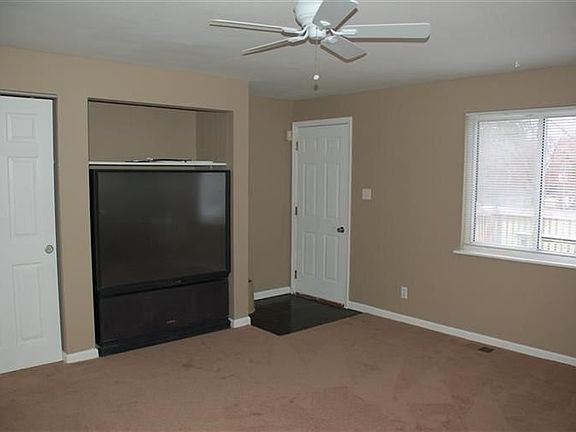 3rd image of 1276 Brooke Ave
