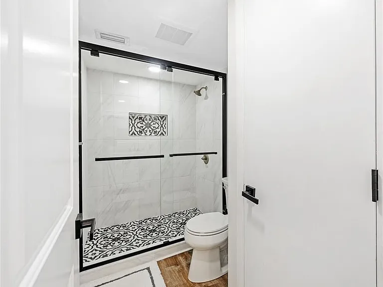 700 Valley Stream Dr #202 — Photo 24