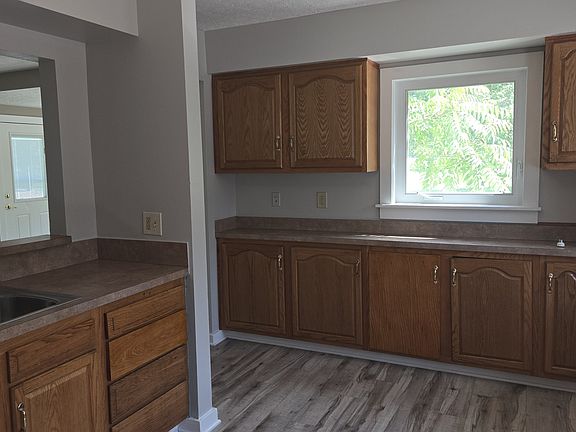 4th image of 1468 F St