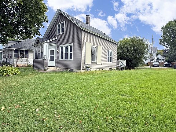 2nd image of 1125 37th St
