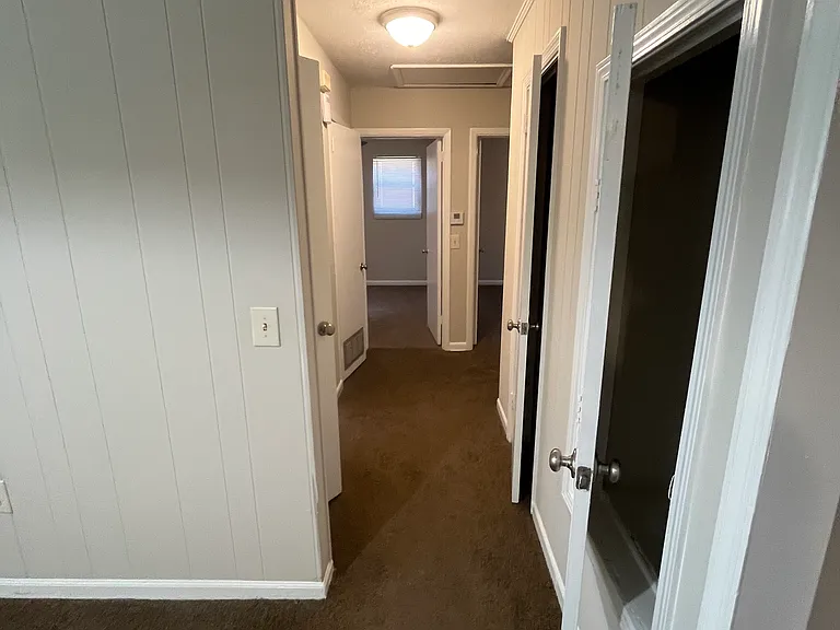 214 Palomino Ln — Photo 16
