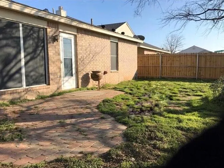 8705 Granite Path — Photo 11