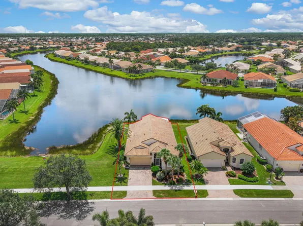 301 NW Clearview Court, Port St Lucie, FL 34986