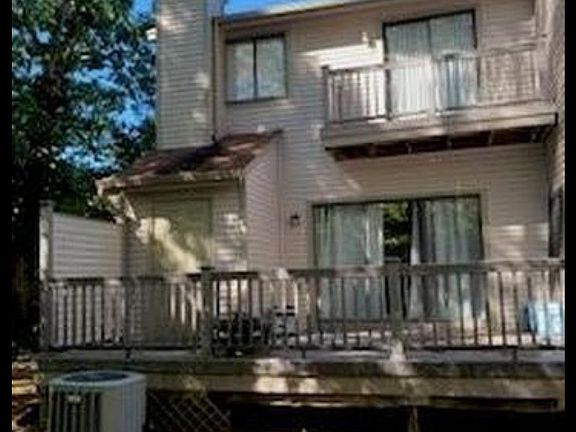 4th image of 125 Inland View Dr