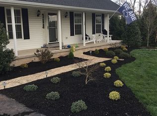 12 Edmonds Dr, Royersford, PA 19468