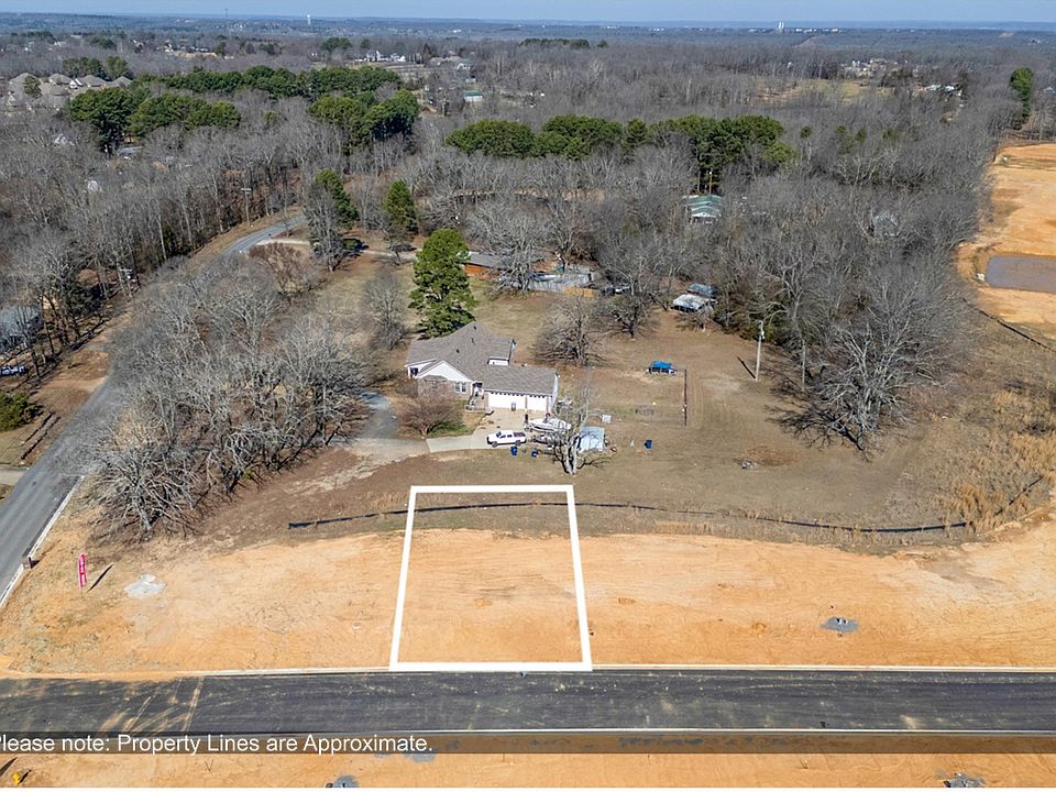 1st image of 102 Glade Dr