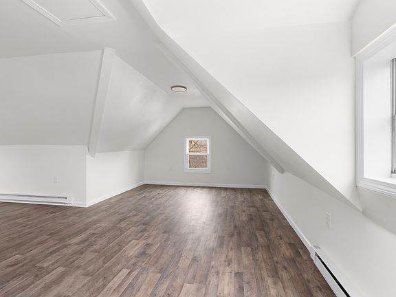 3rd image of 66 Richards Pl #2B