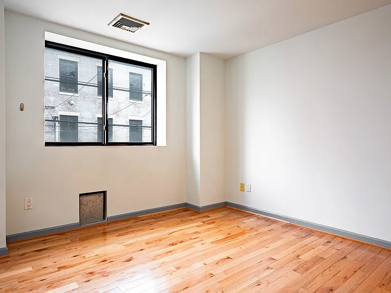 763 S 8th St #2-F3 — Photo 12