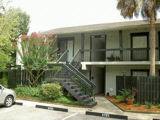 1st image of 8753 Como Lake Dr