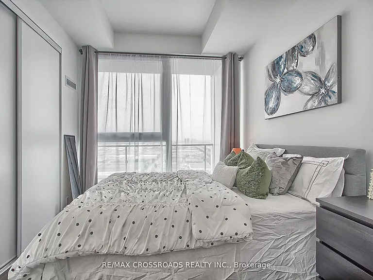 1000 Portage Pkwy #2511 — Photo 20