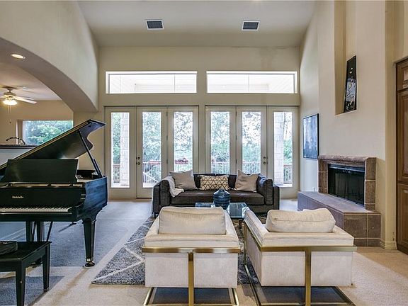 3rd image of 4106 Love Bird Ln