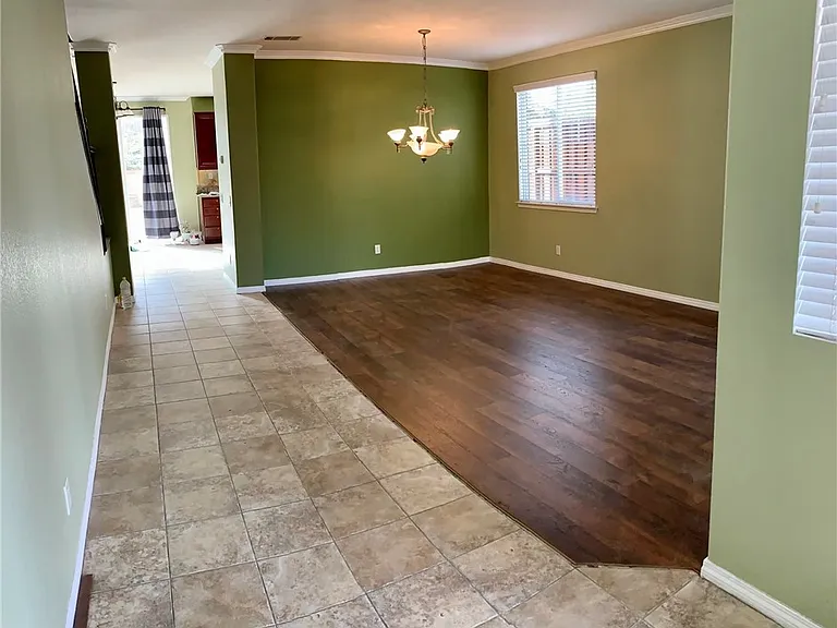 26259 Jaylene St — Photo 3
