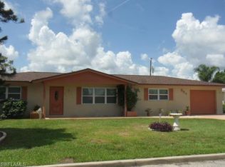 818 Shadyside St, Lehigh Acres, FL 33936