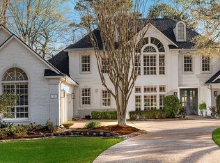 18 Halfmoon Ct, Spring, TX 77380