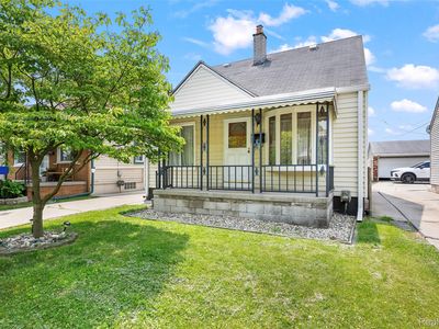 2359 Detroit Ave, Lincoln Park, MI, 48146