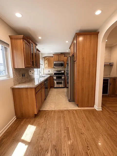 2 bed, 1174 sqft, $3,500 — Photo 4