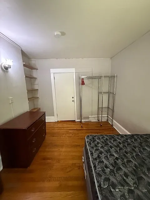 505 Wyckoff Rd — Photo 4
