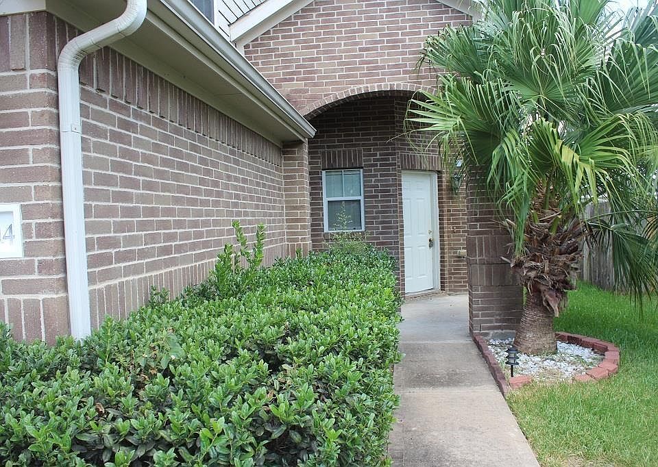 1st image of 20514 Holly Barr Ln