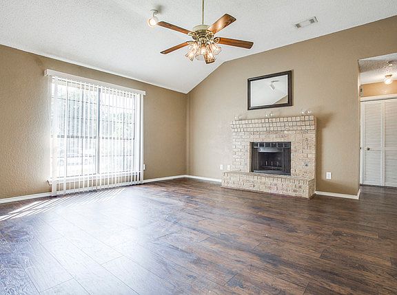 3rd image of 7309 Seascape Dr