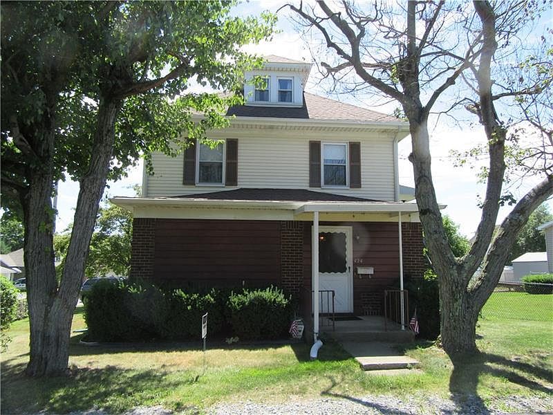 1st image of 424 N 6th St